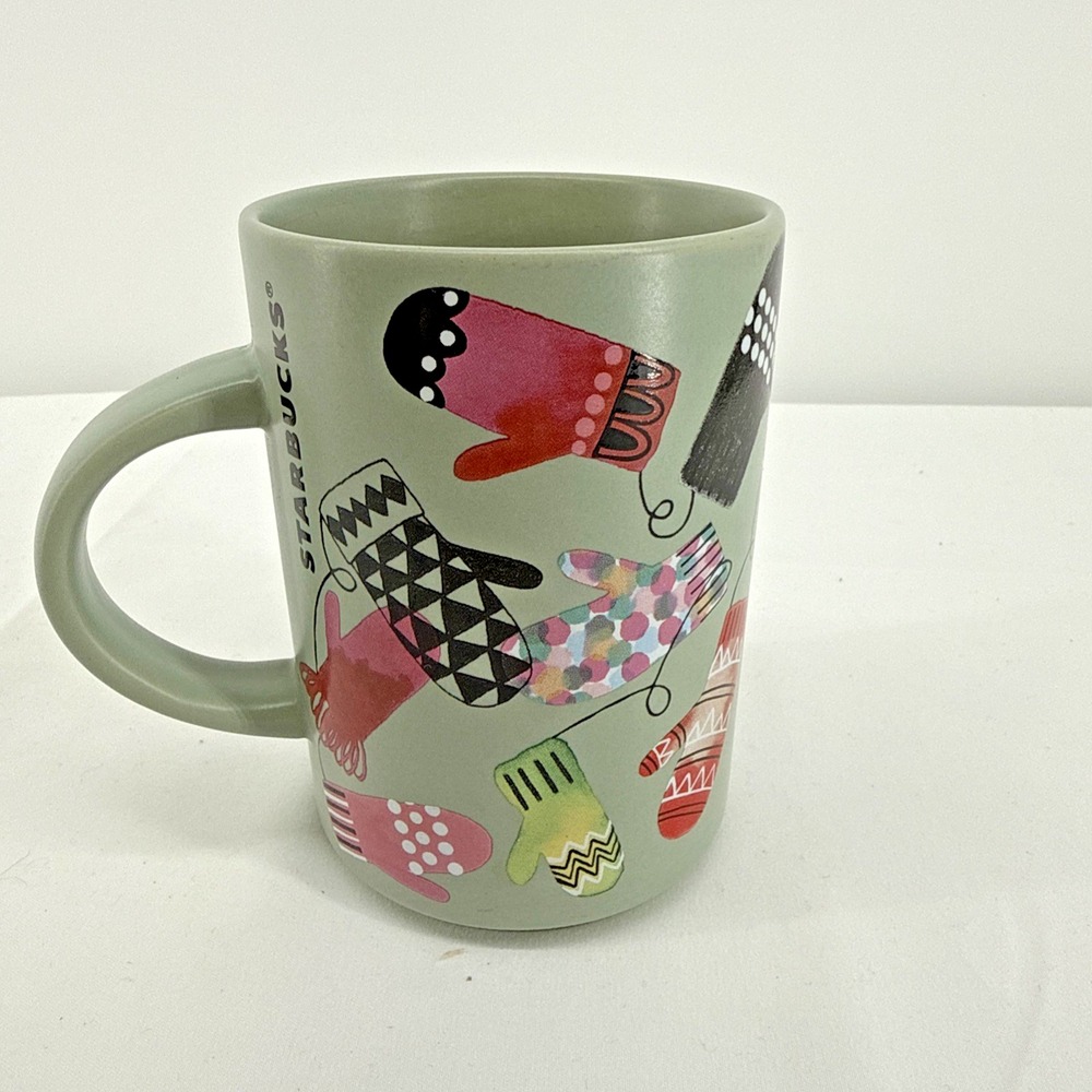 Starbucks 2017 Holiday Coffee Tea Mug Cup 12 oz Mittens Christmas Winter Green